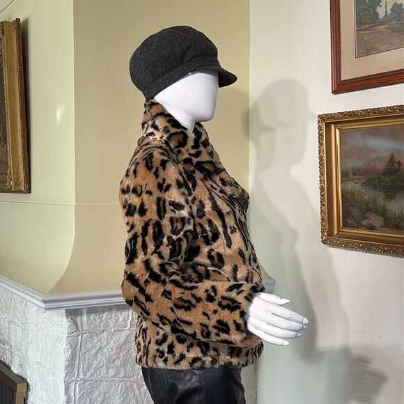 H&M Leopard Print Fluffy Faux Fur Motorcycle Style Jacket - Picture 7 of 12